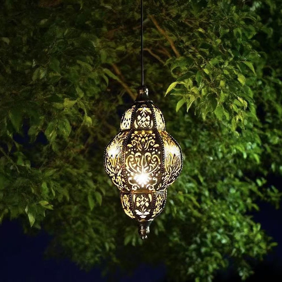 Ornate Filigree Hanging Projection Pendant Lamp With Adjustable Cord And LED-Compatible Socket Kalsten