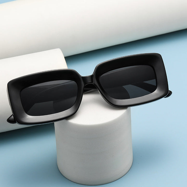 Women trendy square sunglasses with elegant plastic frame Kalsten