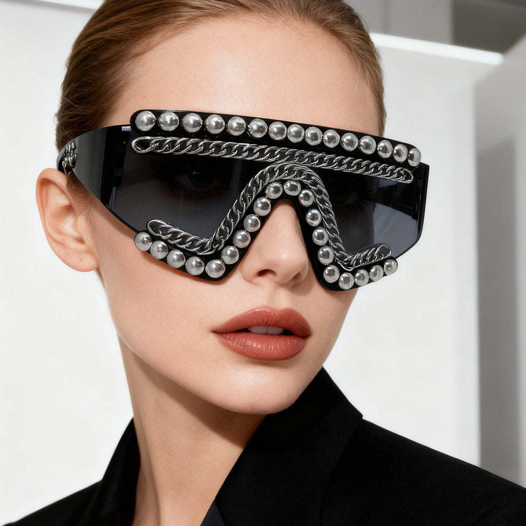 Women's fashion sunglasses with luxurious chain frame and shimmering accents Kalsten