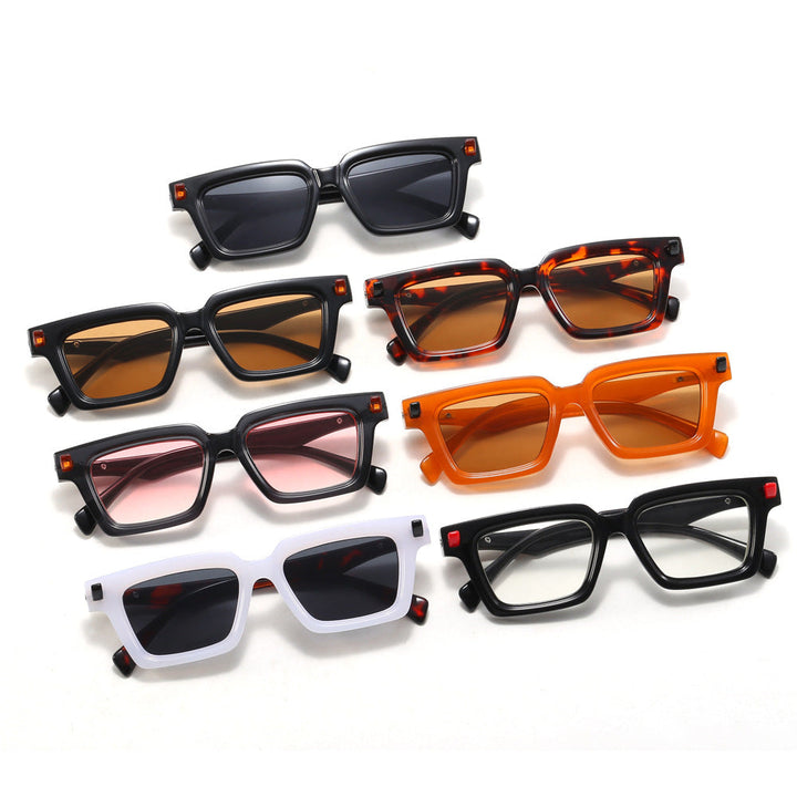 Women Vintage-inspired Sunglasses with Distinctive Frame Kalsten
