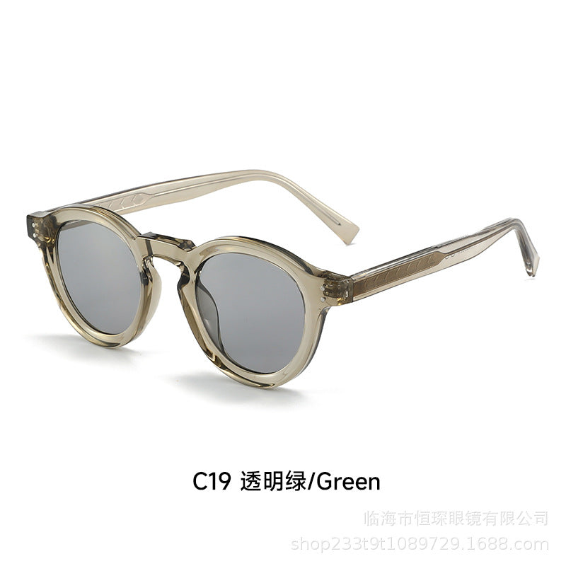 Ladies sunglasses in modern and unique design Kalsten