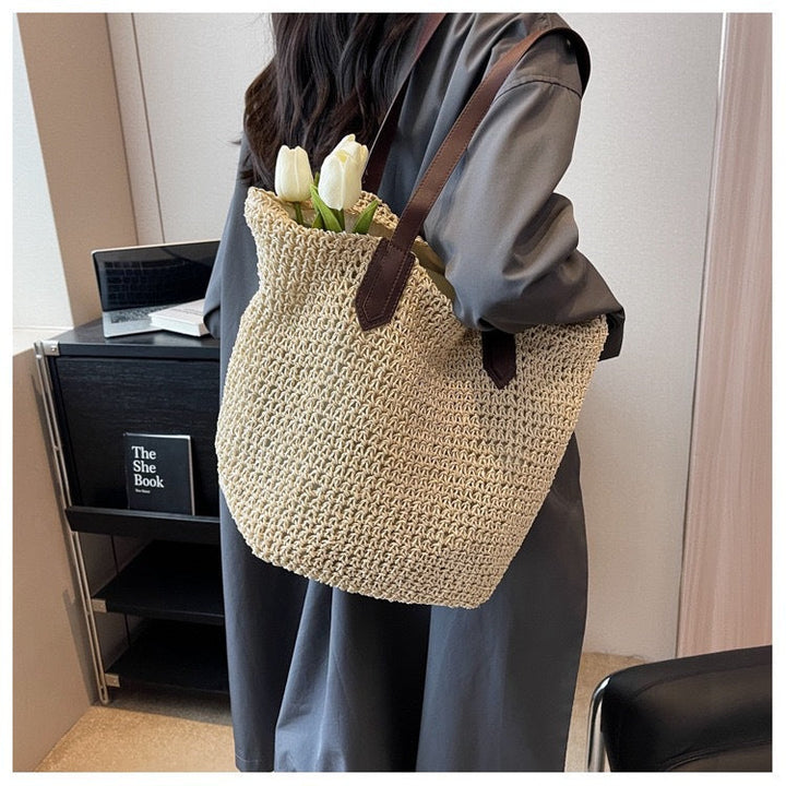 Versatile Woven Beach Bag Kalsten