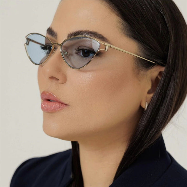 Ladies Cat-Eye Sunglasses in Elegant Gold Frame Kalsten