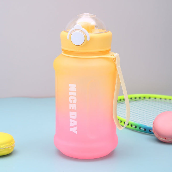 Women's multifunctional sports water bottle with ergonomic grip and practical leak protection Kalsten