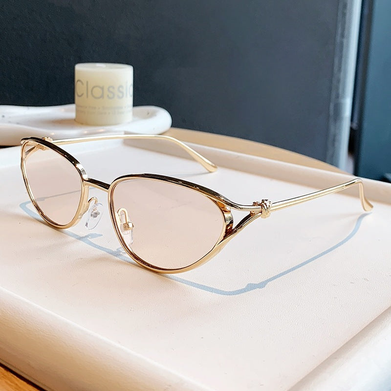 Women Cat-Eye Sunglasses with Elegant Golden Frame and Polarized Lenses Kalsten