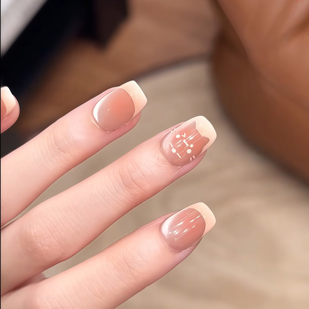 Artificial nails with elegant French design Kalsten