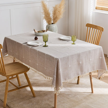 Elegant Dining Table Linen