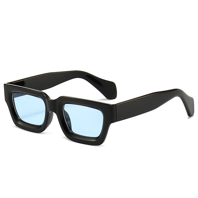 Women's trendy sunglasses with sturdy and transparent frame Kalsten