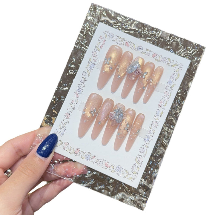 Artificial nails with romantic floral and glitter details Kalsten