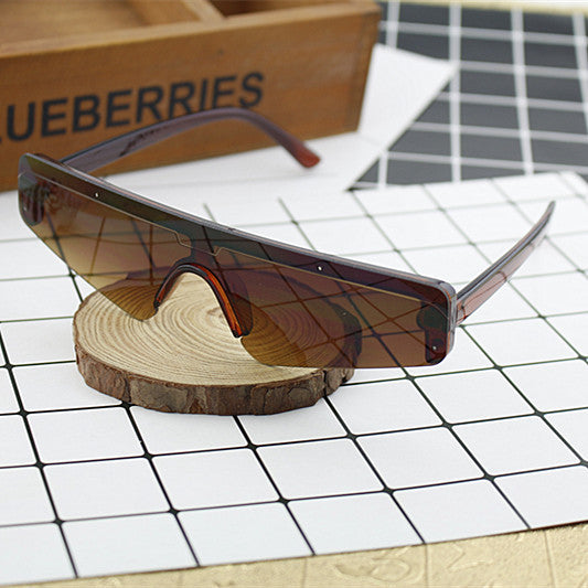 Ladies Sporty Oversized Sunglasses Kalsten