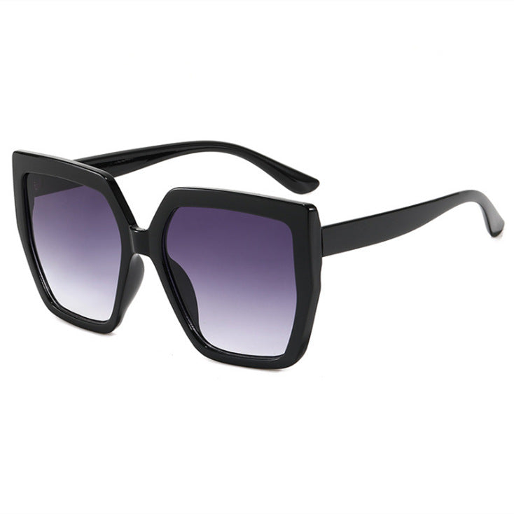 Ladies elegant oversized sunglasses with luxurious frame Kalsten