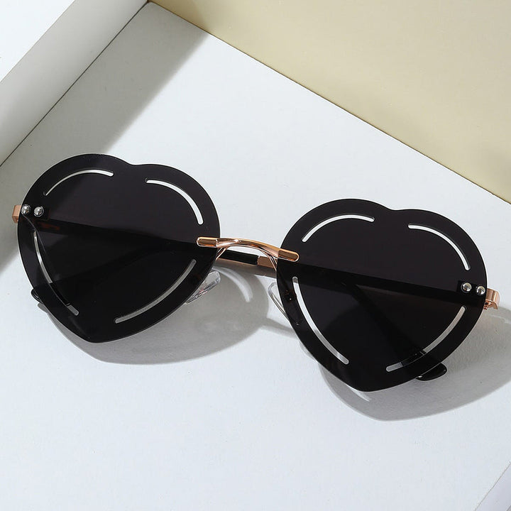 Women's Heart-Shaped Sunglasses with Stylish Metal Frame Kalsten