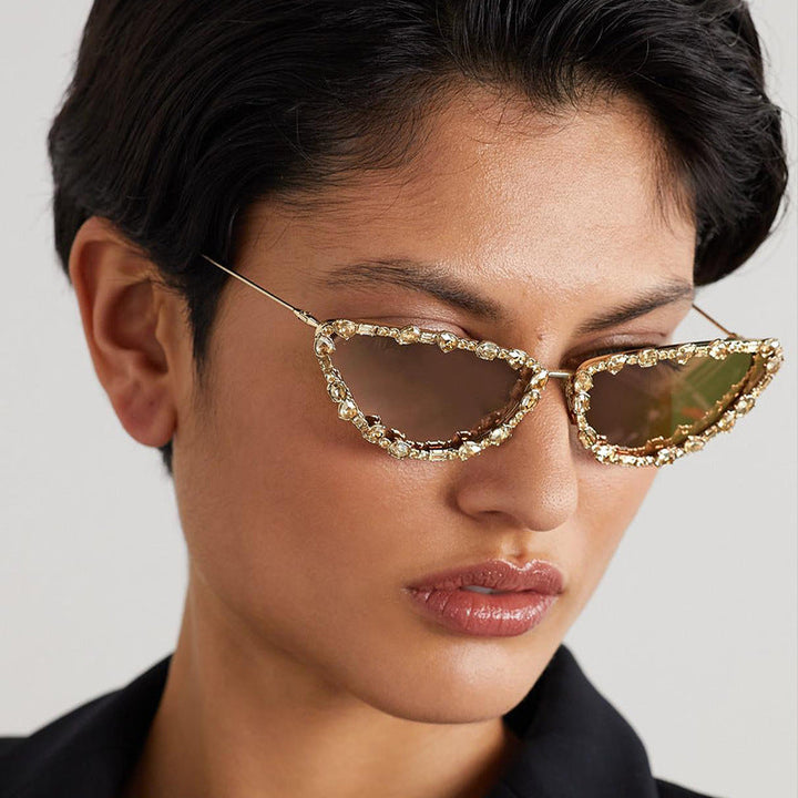 Ladies elegant Cat-Eye sunglasses with glamorous stone setting Kalsten