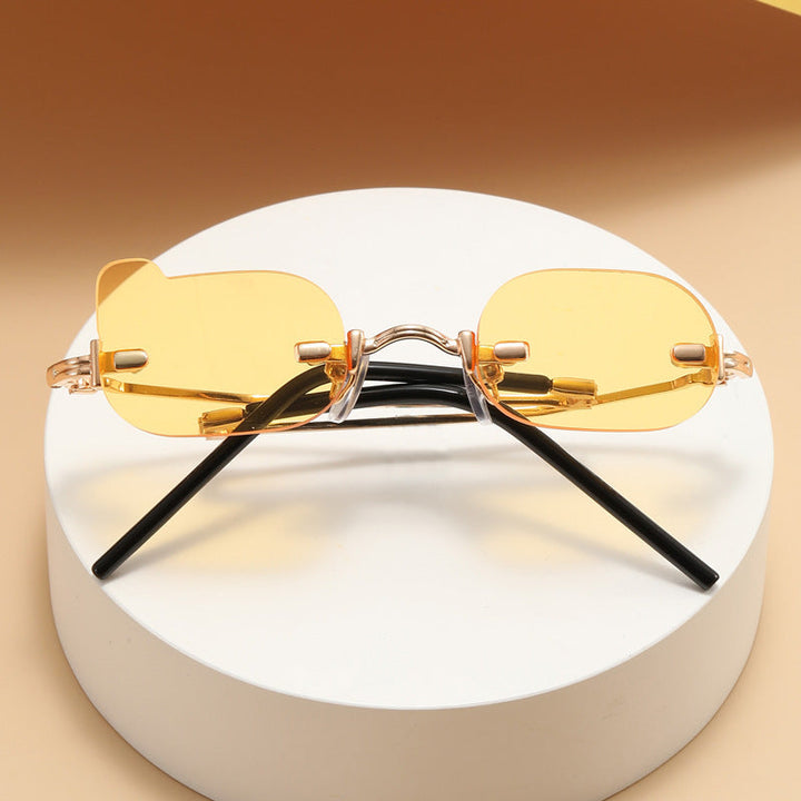 Ladies exclusive fashionable sunglasses with shiny metal frame Kalsten