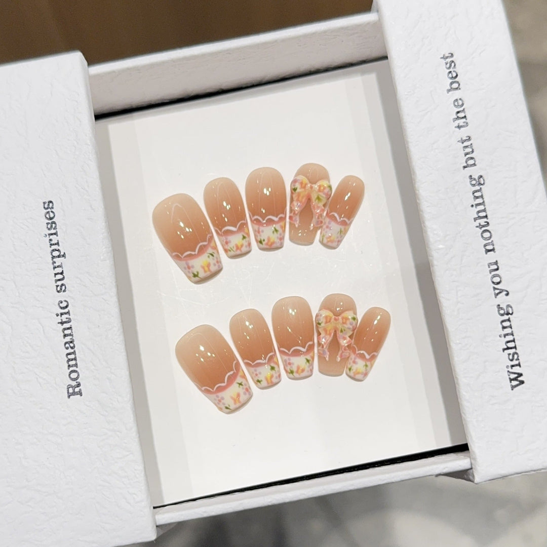 Artificial nail tips with romantic flower designs Kalsten