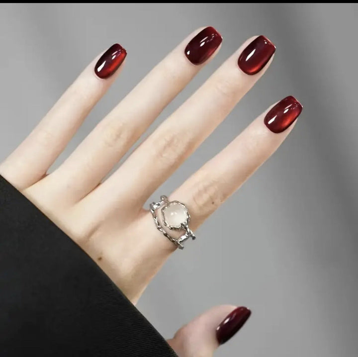 Glossy Red Press-On Nail Set Kalsten