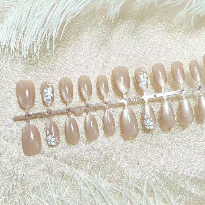 Decorative artificial nails with festive motifs Kalsten
