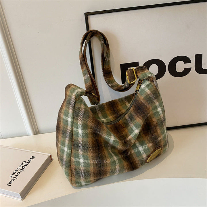 Cozy Plaid Shoulder Bag Kalsten