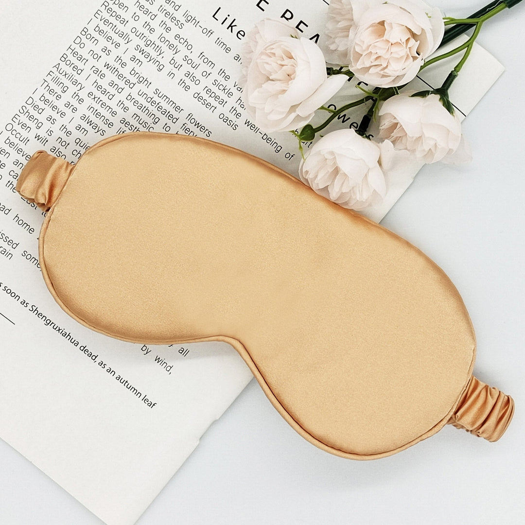 Women's ultra-soft sleep mask with extra padding and elastic satin band Kalsten