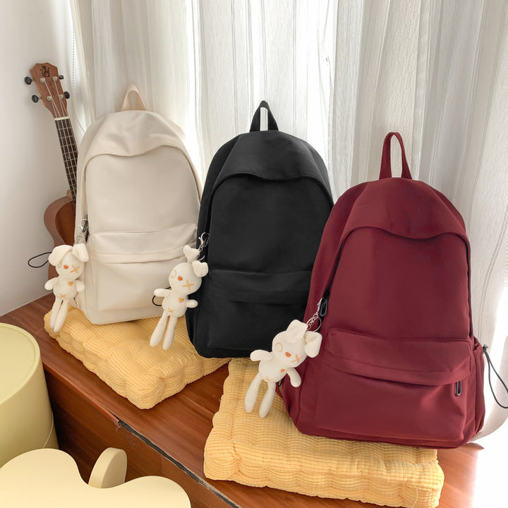 Multi-functional backpack with integrated keychain Kalsten