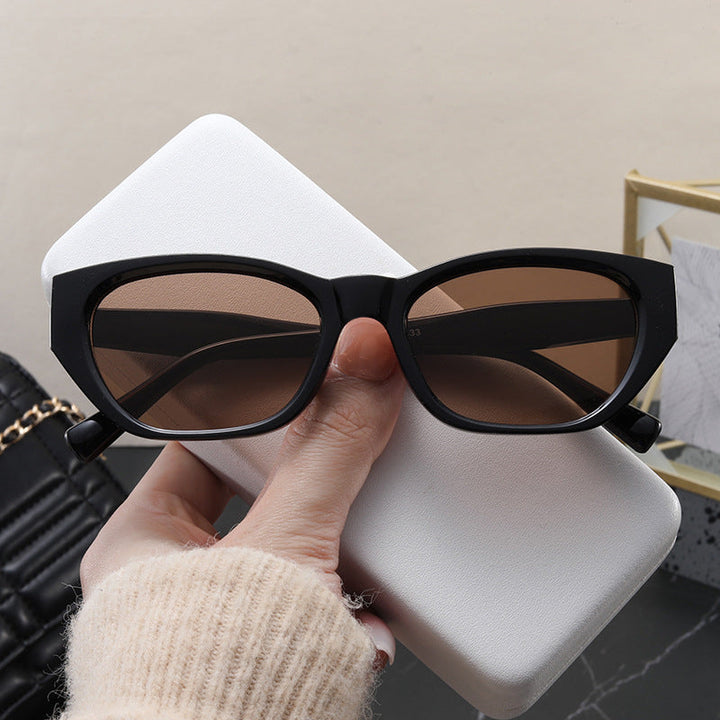 Ladies Cat-Eye Sunglasses with Stylish Frame and UV Protection Kalsten