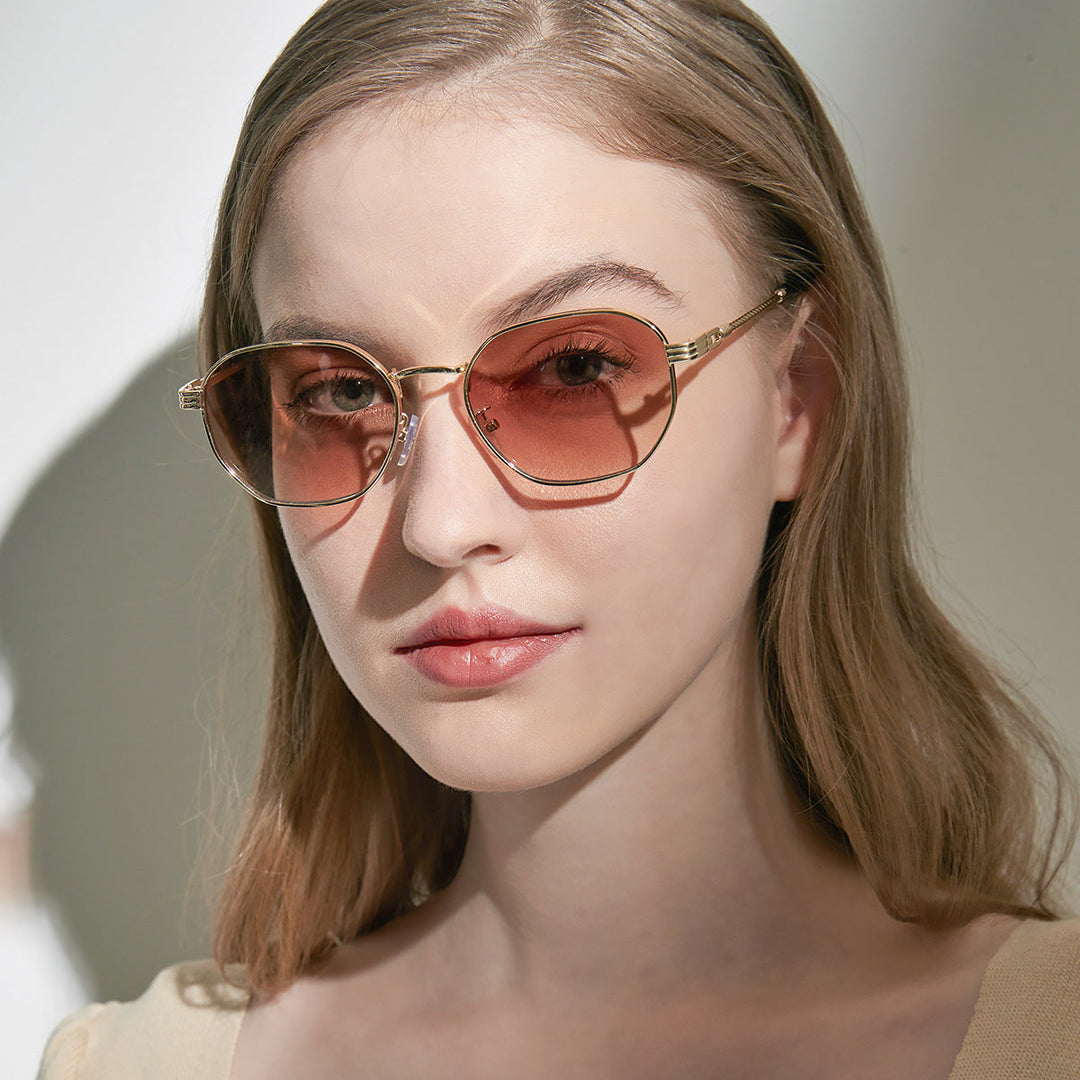 Women’s fashionable sunglasses with high-quality metal frame and elegant lenses Kalsten