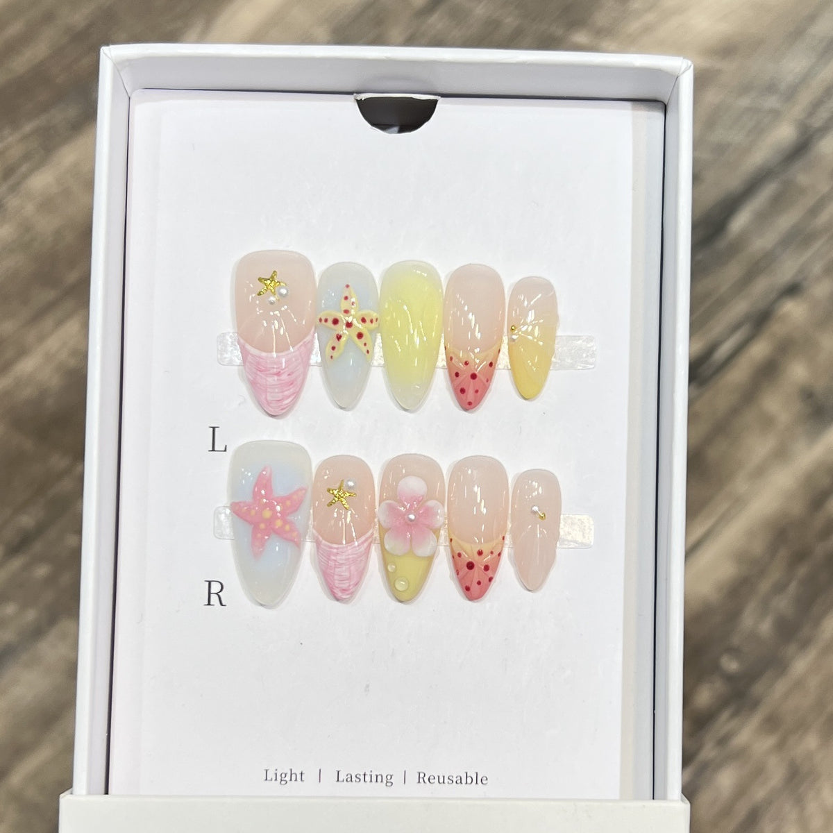Reusable Press-On Nail Set Acalora