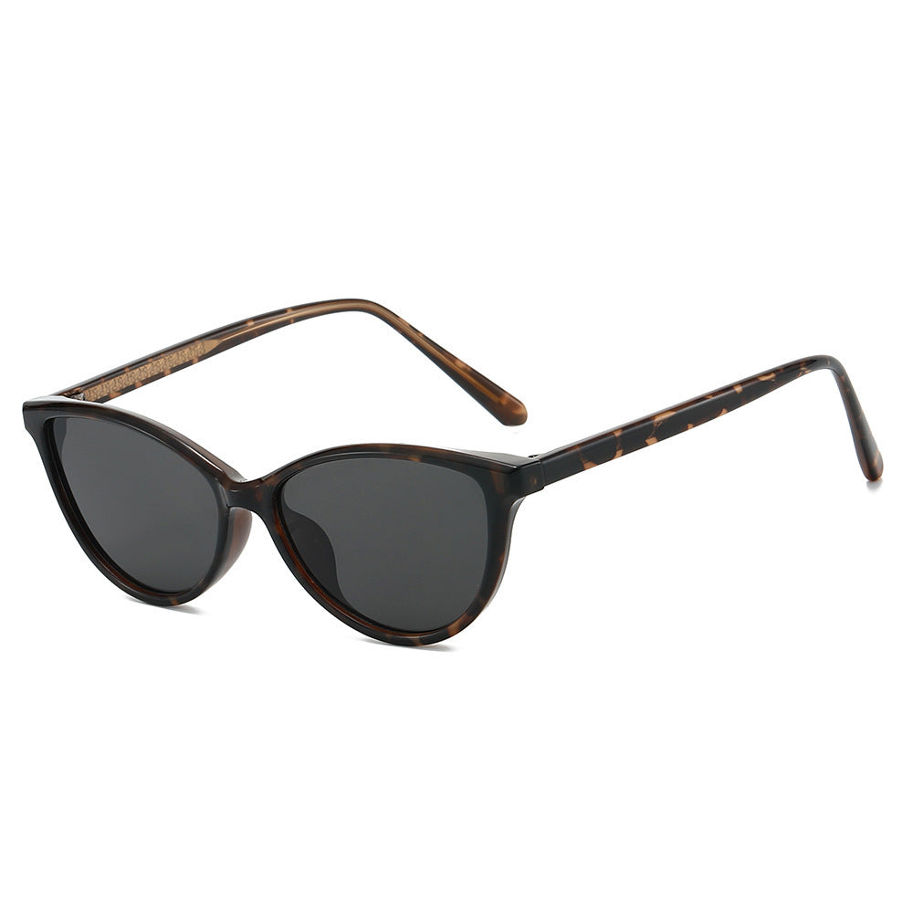 Women's Cat-Eye Sunglasses with Stylish Accents Kalsten