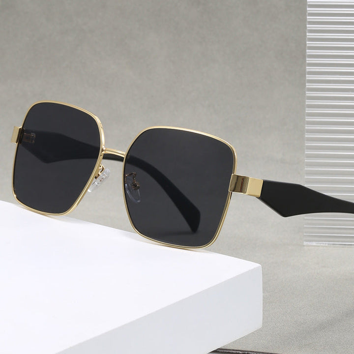Women stylish square sunglasses with curved frame Kalsten