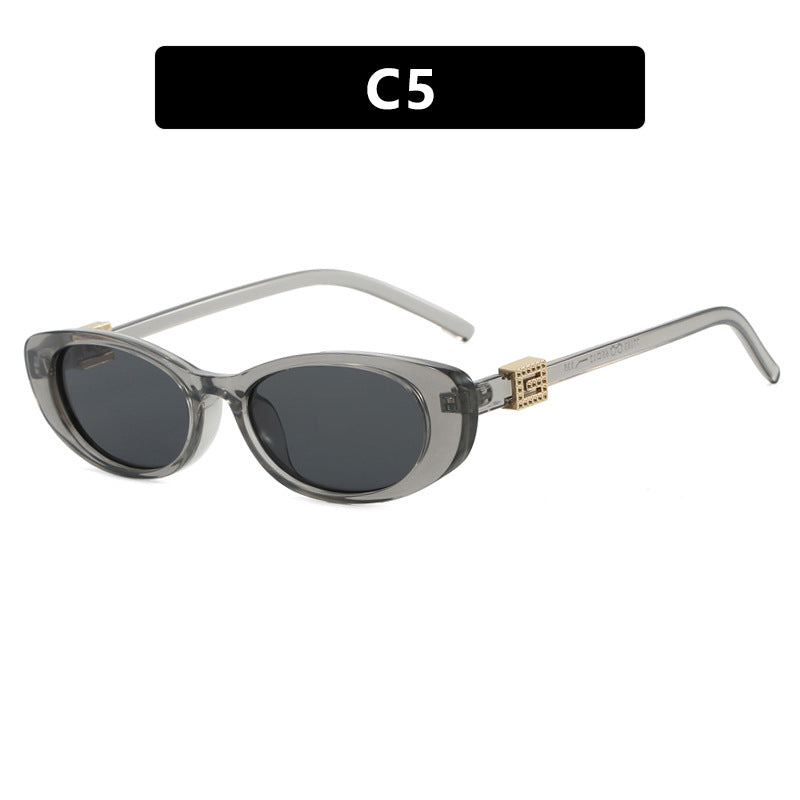 Women elegant Cat-Eye sunglasses with fine accents Kalsten