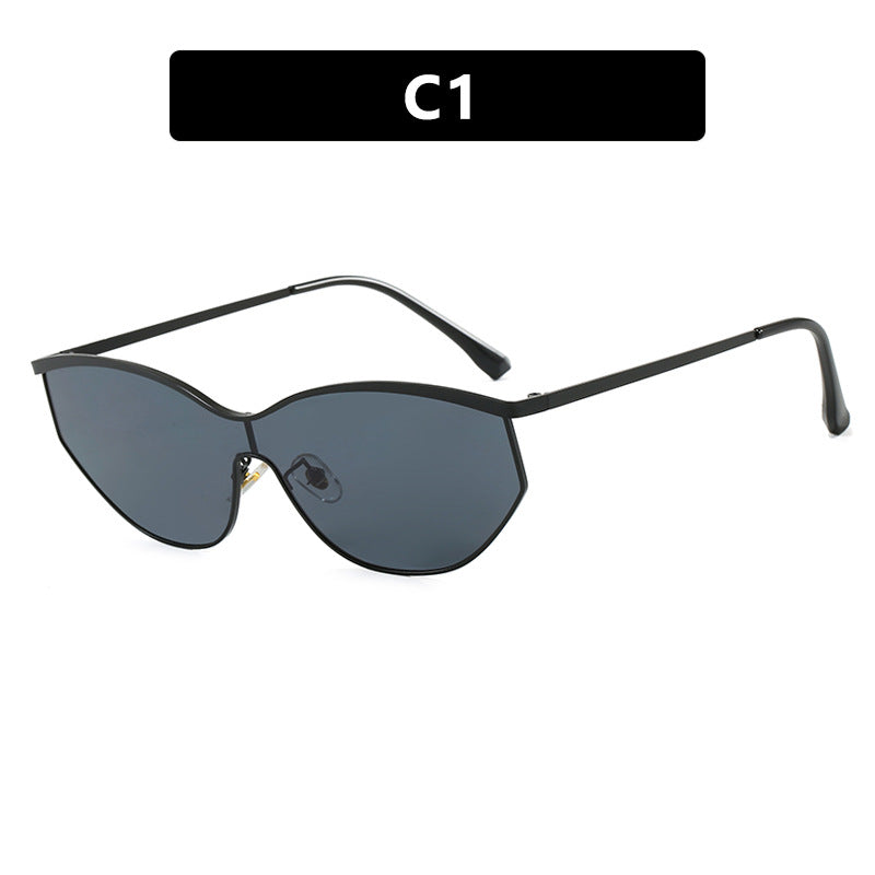 Women's Cat-Eye Sunglasses in modern design with protective UV filter Kalsten
