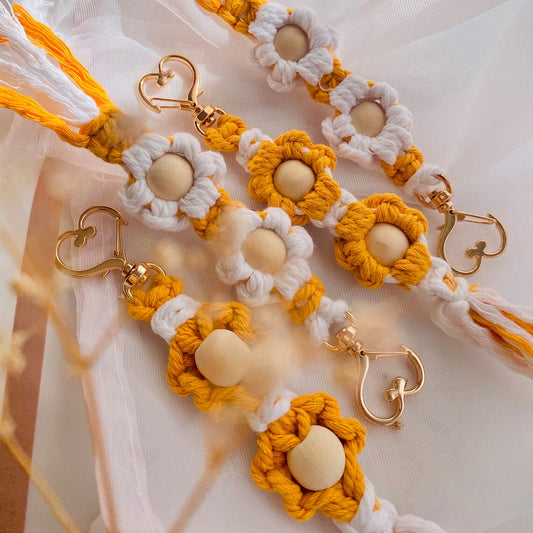 Floral Decorative Keychain Acalora