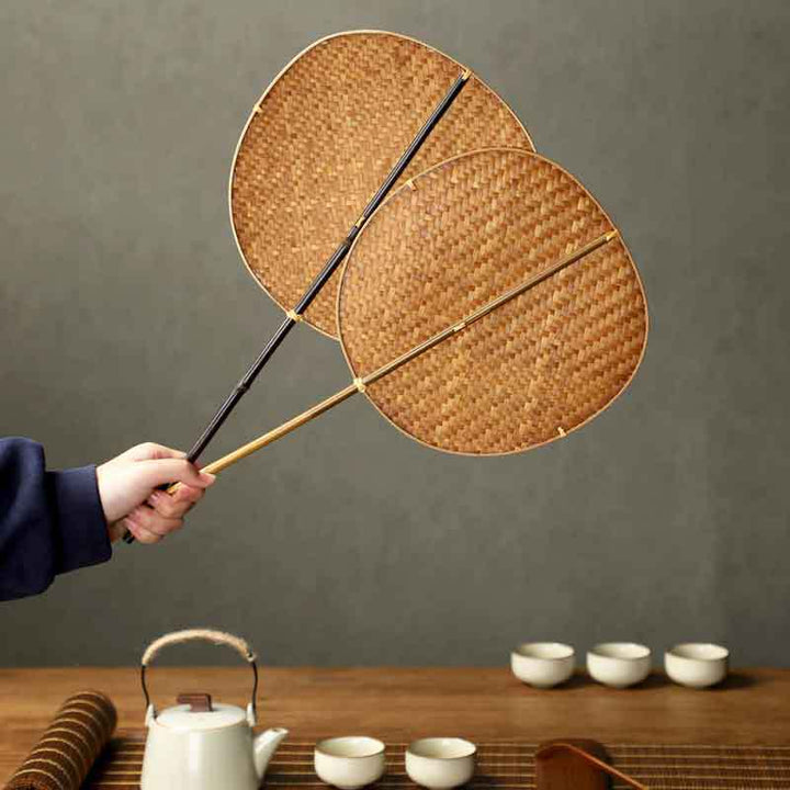 Ladies traditional fan Kalsten