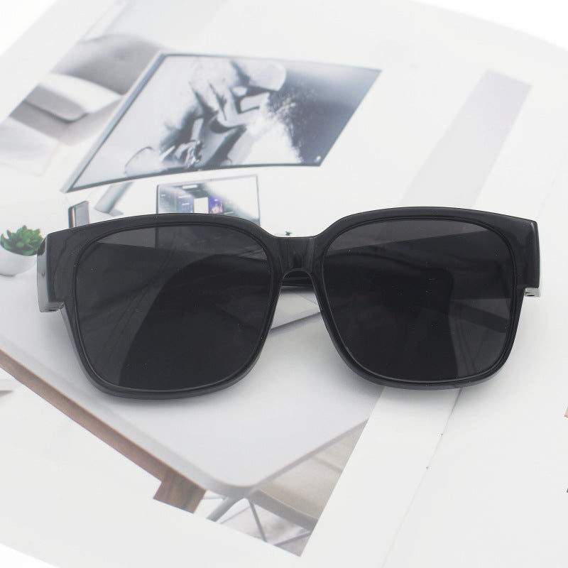 Ladies oversized sunglasses with geometric design Kalsten