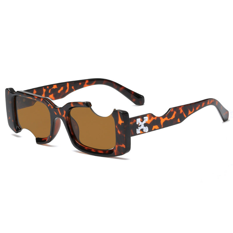 Ladies fashionable goggles in unique futuristic design Kalsten