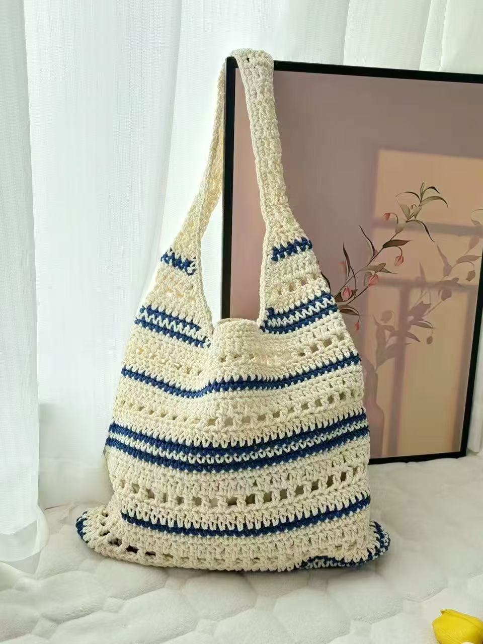 Crocheted Tote Bag with Large Interior Kalsten