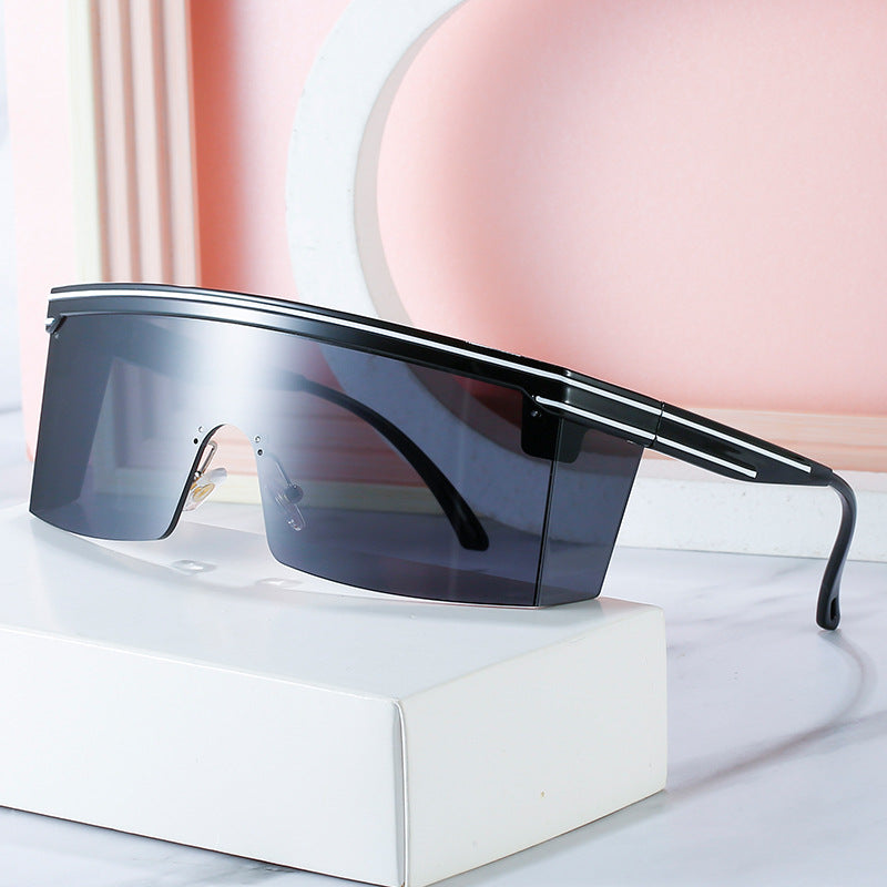 Women's Sporty Sunglasses with Futuristic Design and Unobstructed Field of View Kalsten