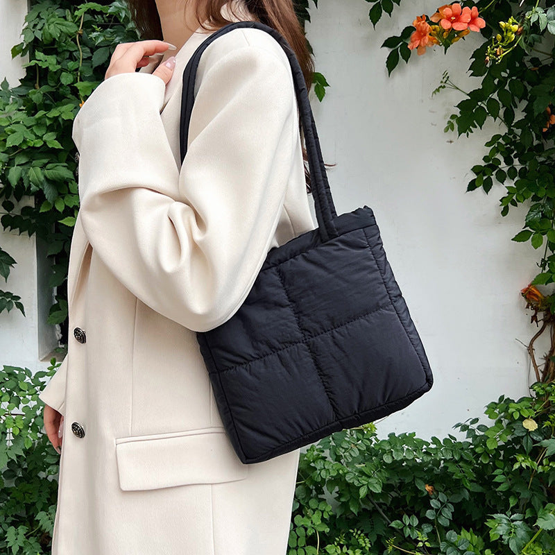 Elegant Padded Shoulder Bag Kalsten