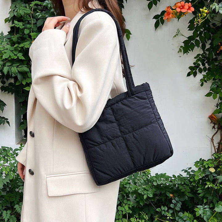 Elegant Padded Shoulder Bag Kalsten
