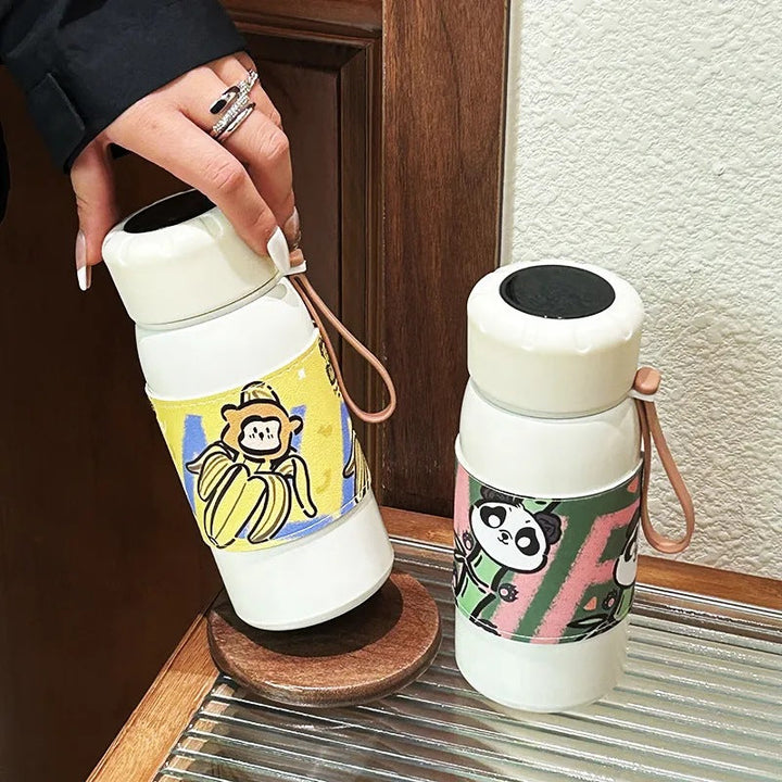 Women's insulated bottle with playful panda design Kalsten