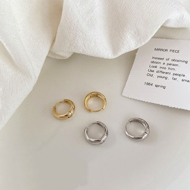 Fashionable hoop earrings with sleek design Kalsten