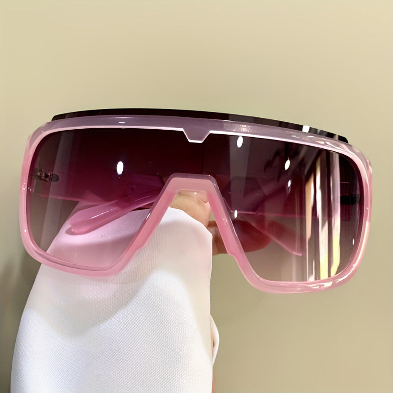 Women's sporty sunglasses with futuristic design and wide front Kalsten