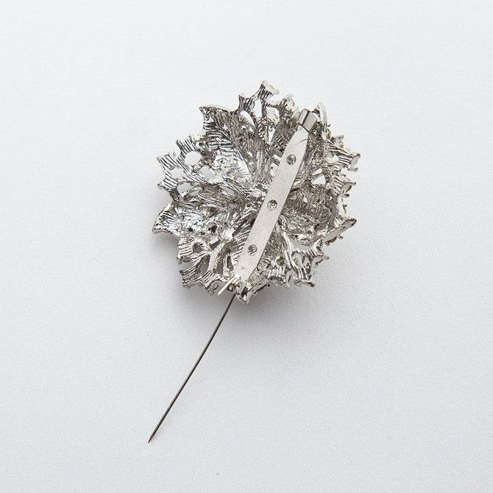 Glamorous brooch with crystals Kalsten
