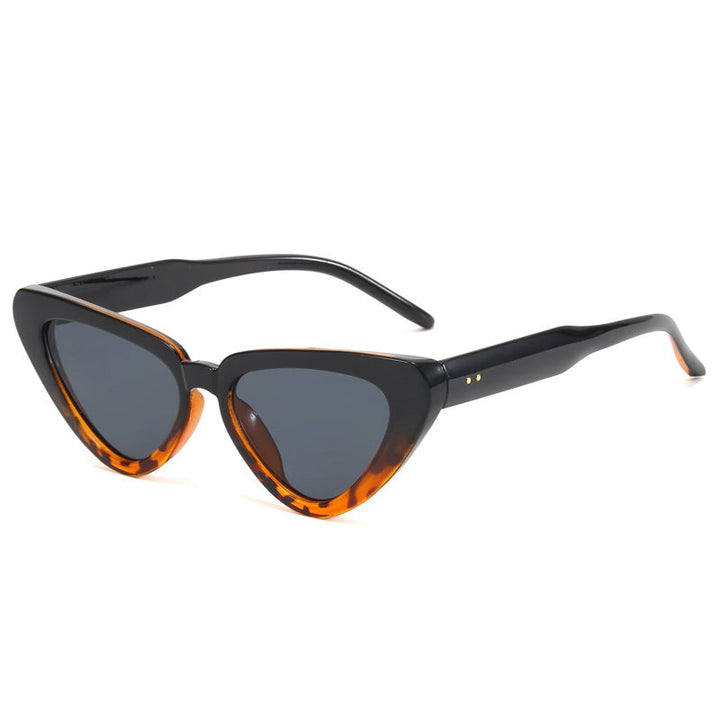 Ladies stylish Cat-Eye sunglasses with striking design Kalsten