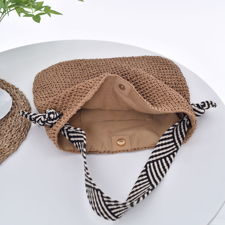 Handmade bucket bag with modern stripe pattern Kalsten