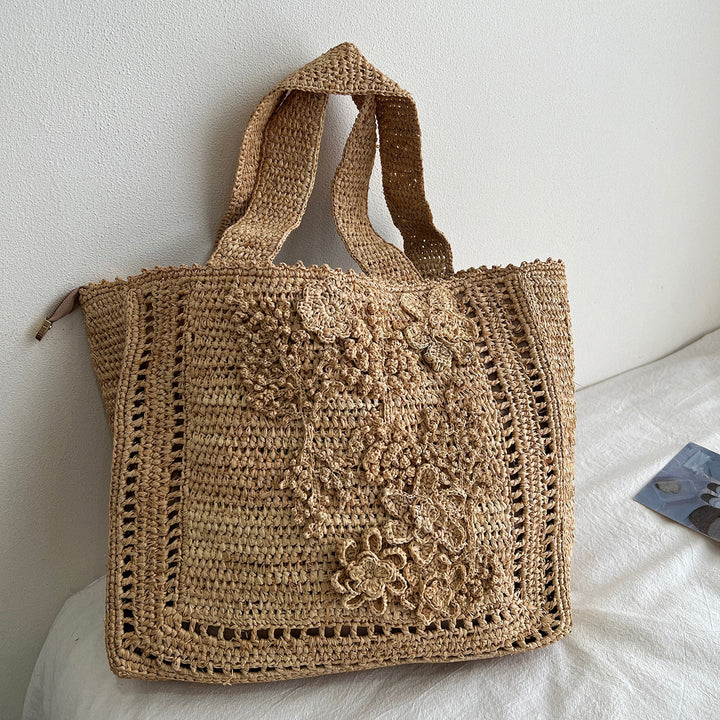 Handmade straw bag with floral details Kalsten