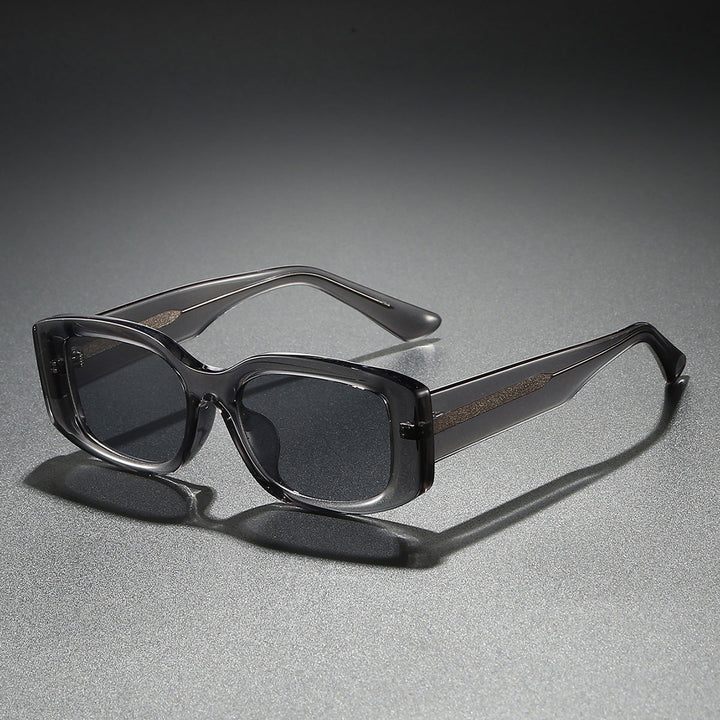 Ladies stylish sunglasses in a trendy, square frame Kalsten