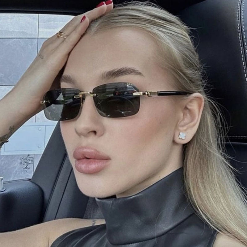 Women's sunglasses with elegant metal frame and stylish wood details Kalsten