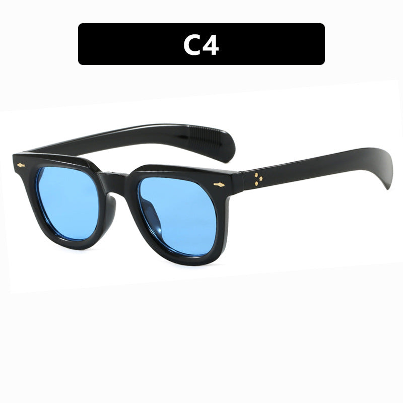 Women's stylish sunglasses in trendy design with elegant frame Kalsten