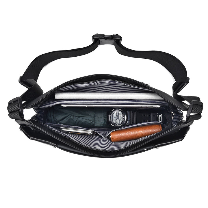 Practical shoulder bag made of waterproof material with an adjustable carrying strap Kalsten